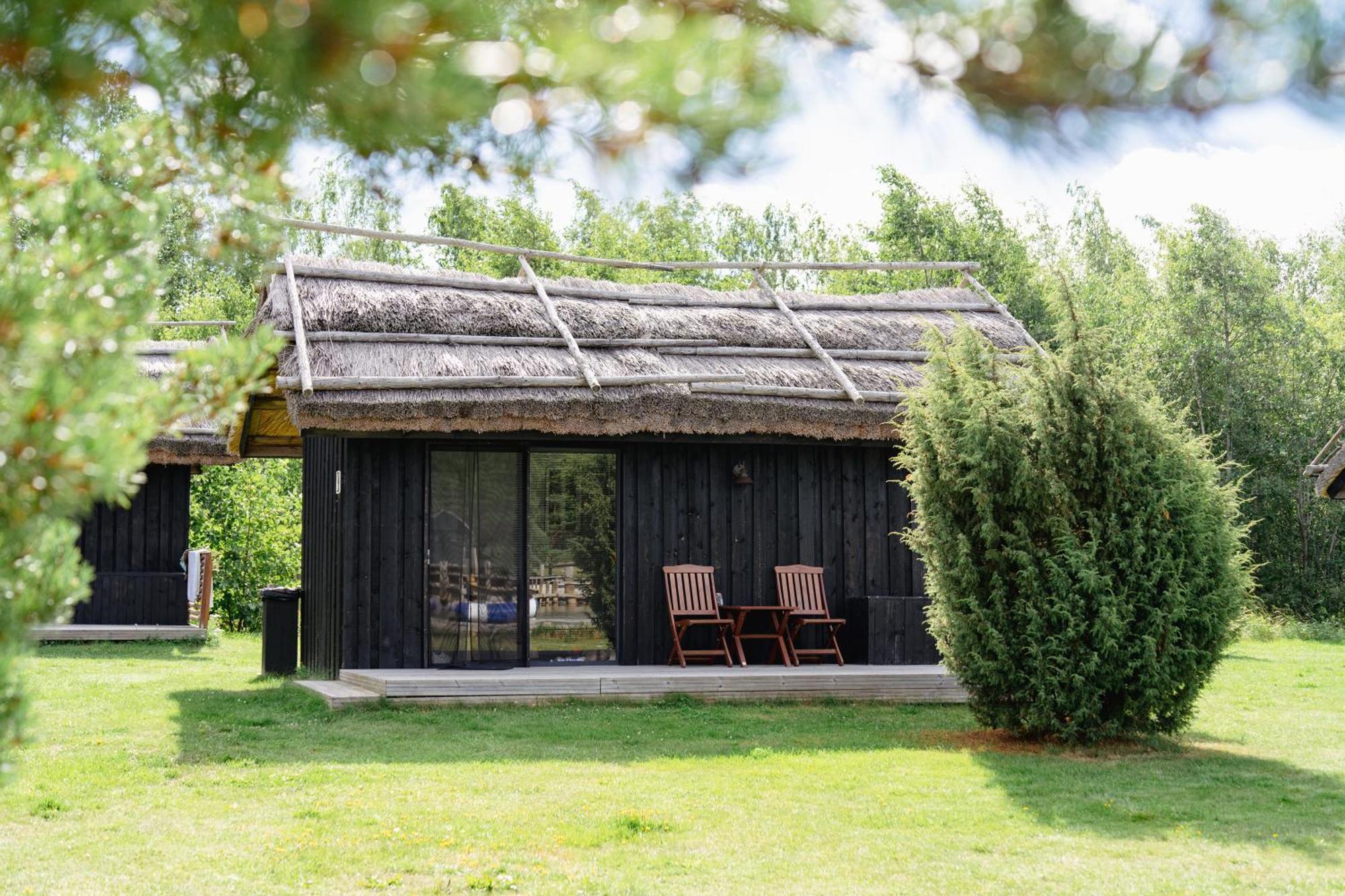 Peterzens Boathouse * Laupunen